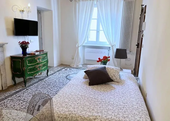 Il Canto De\' Cenci Apartment