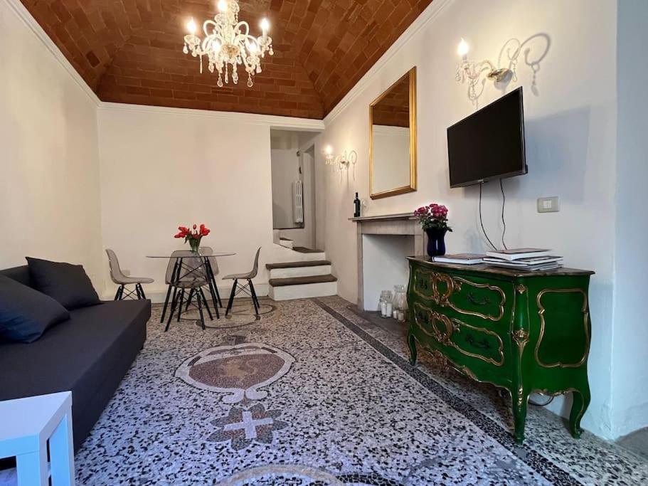 Il Canto De' Cenci
